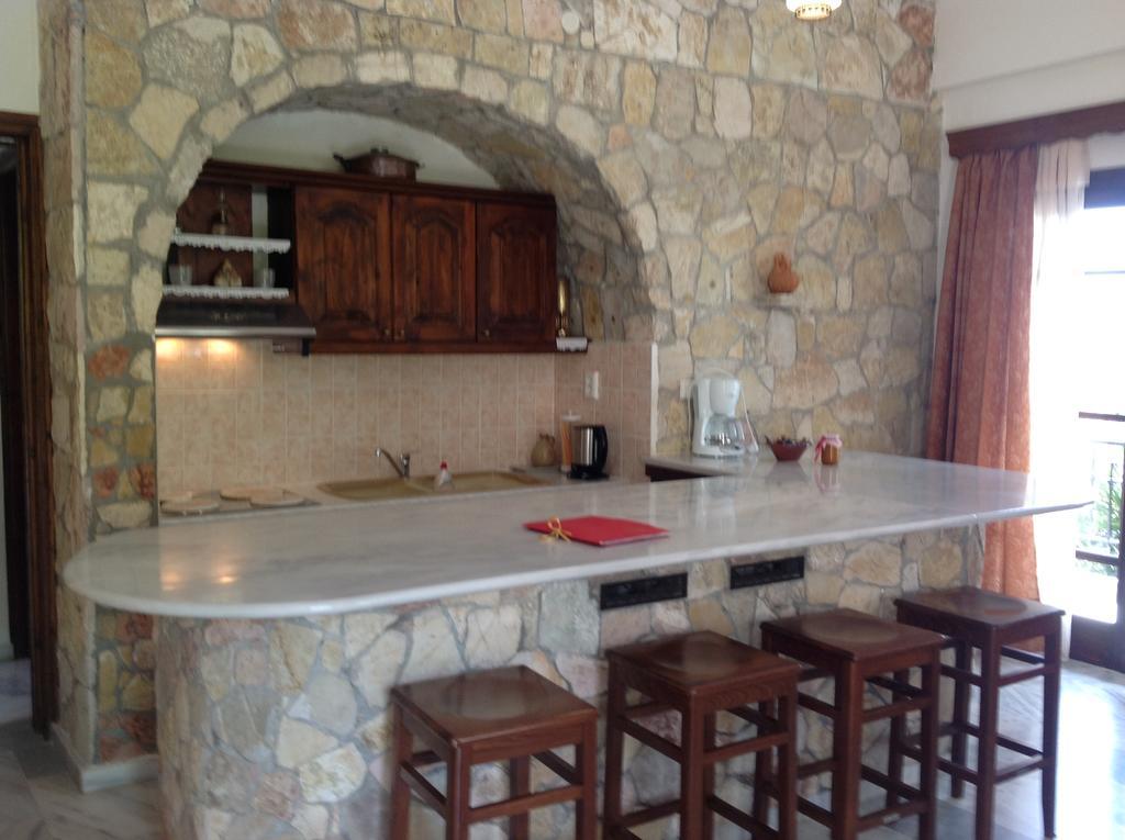 Villa Petra Kalamaki  Екстер'єр фото